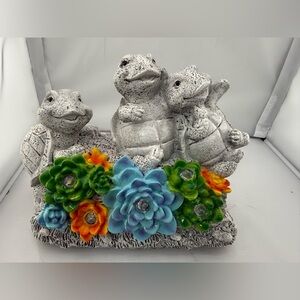 Garden Turtle Statue Solar Powered Lighted NEW